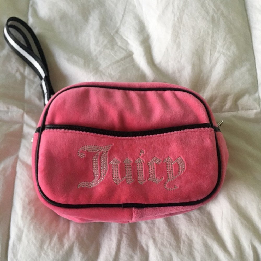 hot pink juicy couture bag in velour fabric